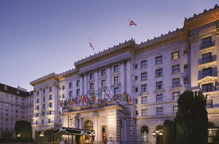 Fairmont San Francisco facade.