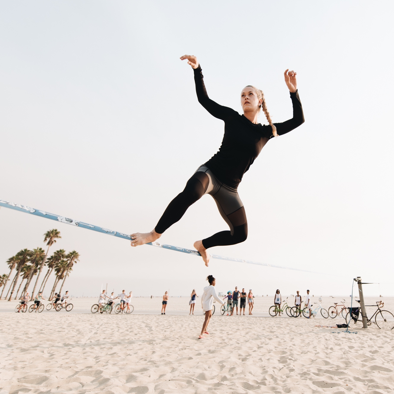 Responsive image Rebecca Whitney