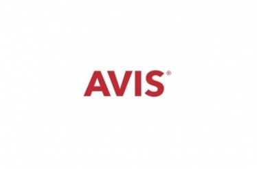 Enjoy 5% cashback on car rentals with Avis