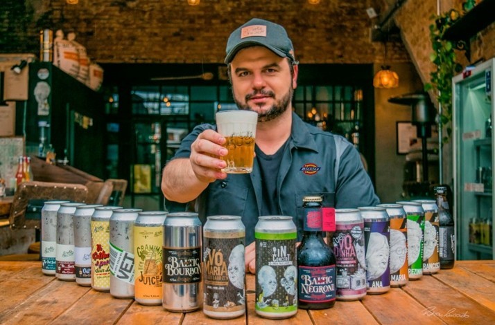 Become a craft beer expert with Brazilian brewmaster Junior Bottura’s series of digital lessons: In São Paulo, Brazil