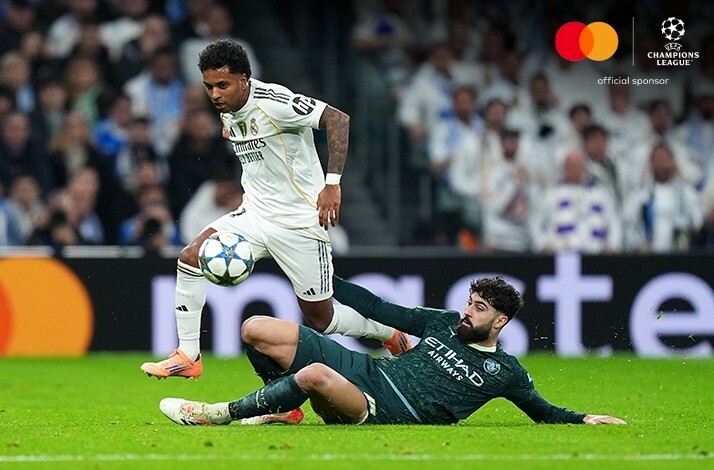 Players of Real Madrid CF and Manchester City photographed during an UEFA Champions League match.