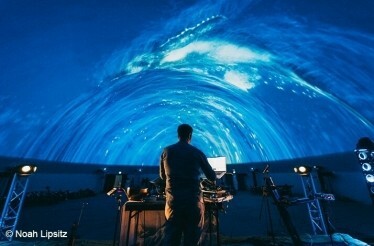 Musician playing during the ‘Sounds of the Ocean’ show, view from the stage. © Noah Lipsitz