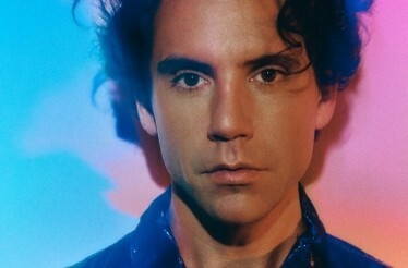 MIKA - Spinning Out