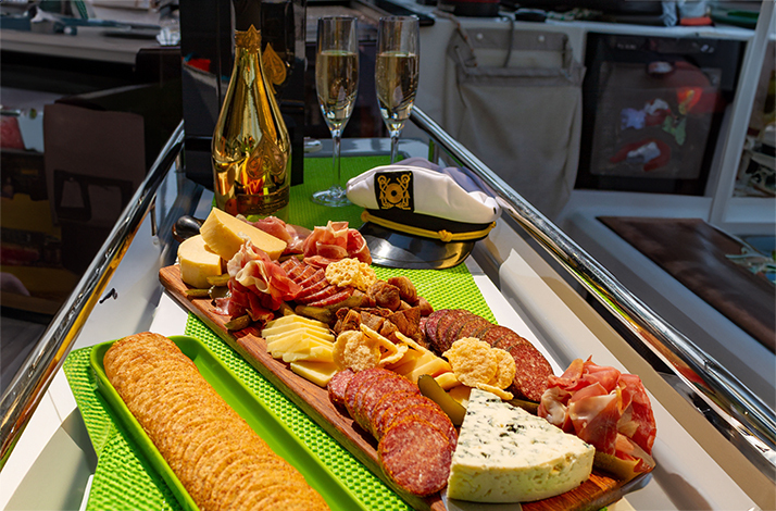 Sail Lake Ontario for champagne brunch, skyline views and a hidden stop