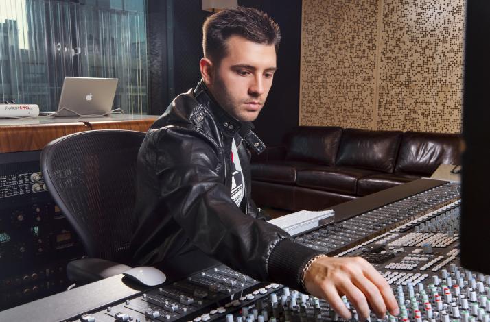 Record a Song with Grammy Winner DJ Swivel with This All Inclusive Experience: In Los Angeles, California (1)
