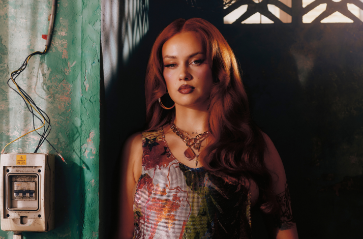 Promotional banner with British-Colombian singer-songwriter Sasha Keable.