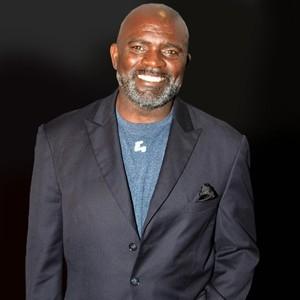 Responsive image Lawrence Taylor