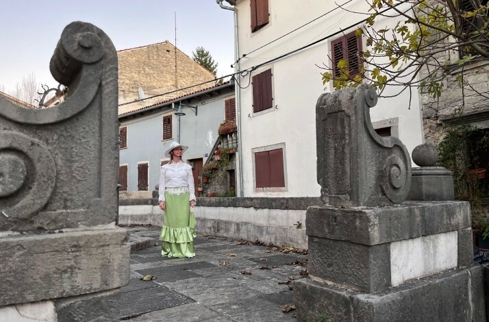 Usage statistics Costumed guide on the Šetojiorti promenade in Buzet, Istria.