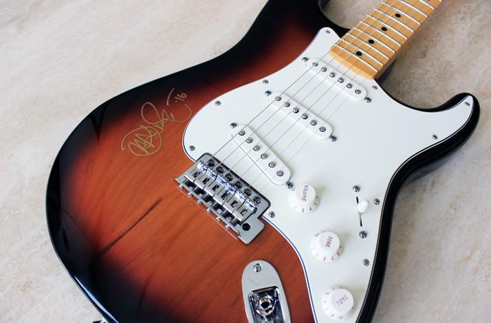 Sunburst Fender Stratocaster Guitar Signed At The Fillmore By John Mayer 2 Sunburst Fender Stratocaster Guitar Signed At The Fillmore By John Mayer 2