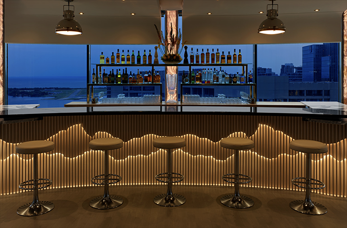 Bar at the Don Alfonso restaurant.