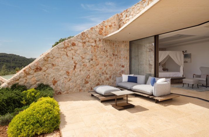 Exterior terrace of a guest room at Villa Nai 3.3.