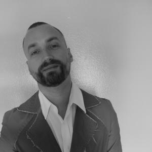 Responsive image Dejan Lukic