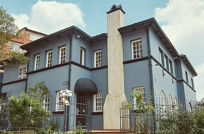 Exterior view of Salvo Patria where the experience takes place, a charming and character-filled space that reflects the essence of the project