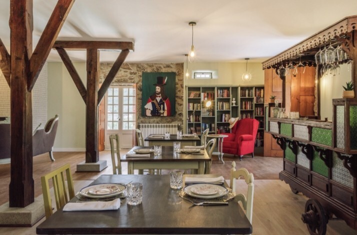 Palacete do Guerreiro restaurant in São Gião, Portugal.