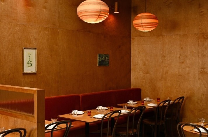Tables served for guests at Ètra.