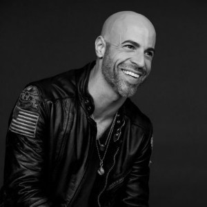 Responsive image Daughtry