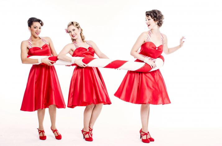 Holiday Caroling by the Sugarplums: In Los Angeles, California Holiday Caroling by the Sugarplums: In Los Angeles, California (1)