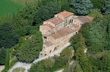 Romantic Tuscany: Greenwich, Connecticut