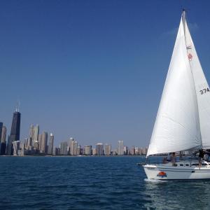 Responsive image Chicago Sailboat Charters