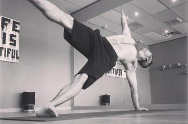 Private Yoga Class and an Organic Superfood Smoothie Delivered to Your Place: South Lake Tahoe, California