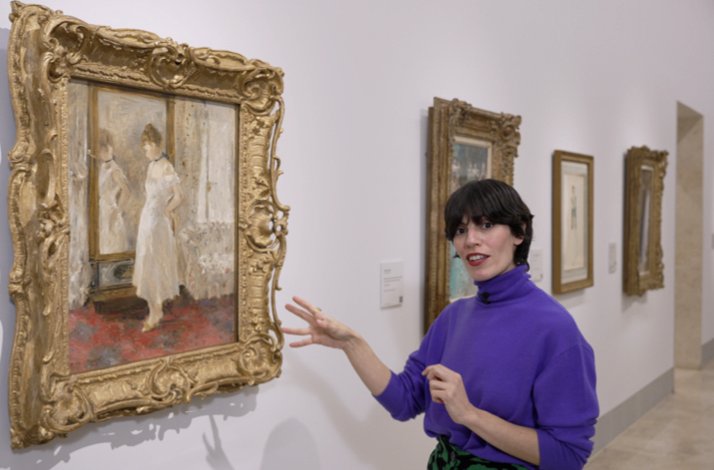 Coco Dávez shows The Psyche Mirror painting by Berthe Morisot, created in 1876.