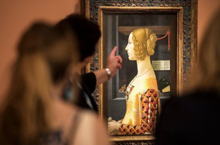 Portrait of Giovanna Tornabuoni by Domenico Ghirlandaio at Thyssen Museum.