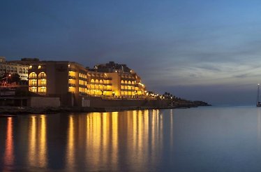 Marina Hotel Corinthia Beach Resort