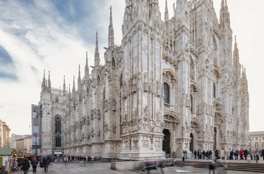 The view on Milan Cathedral on an overcast day.