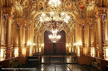 The backstage of the Palais Garnier, the famous Opera in Paris, enriched with golden ornaments. ©Jean-Pierre Delagarde - Opéra national de Paris