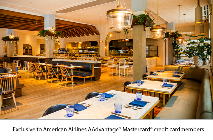 Dining area of avec River North.