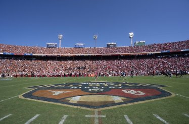 Allstate Red River Rivalry field view with AAdvantage miles experience.