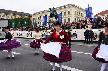 Traditional costume parade at the Oktoberfest.