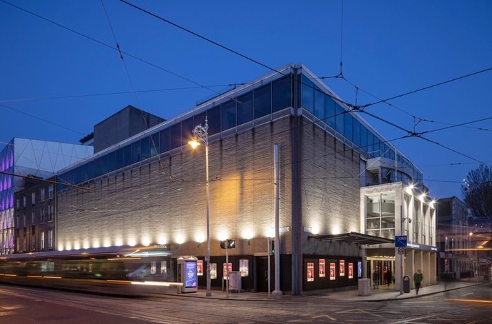 Night view of the Abbey Theatre.