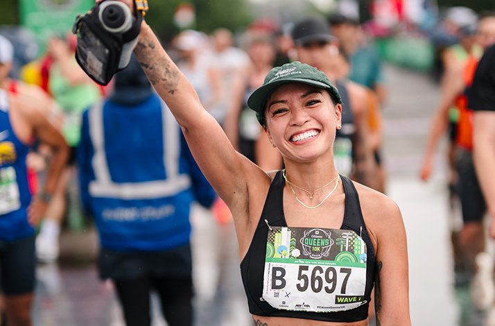 Participant of Citizens Queens 10K in NYC.