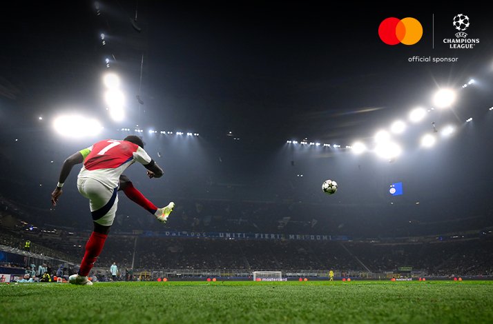 Arsenal player photographed during an UEFA Champions League match