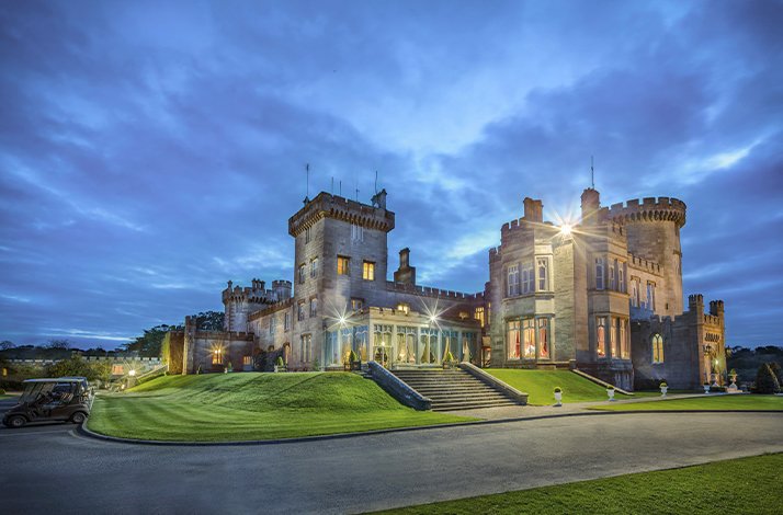 A panoramic view of the castle.