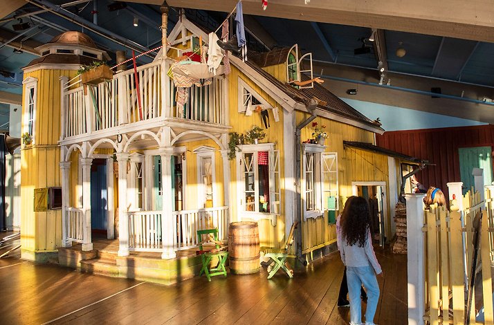 Junibacken is a house full of magic, fantasy and play, located in Djurgården, in the heart of Stockholm.