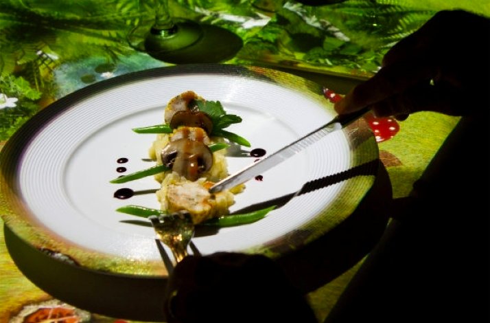 The dish served at the Le Petit Chef.
