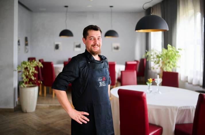 Sommelier and owner of the Restaurant Badi Ivan Badurina.