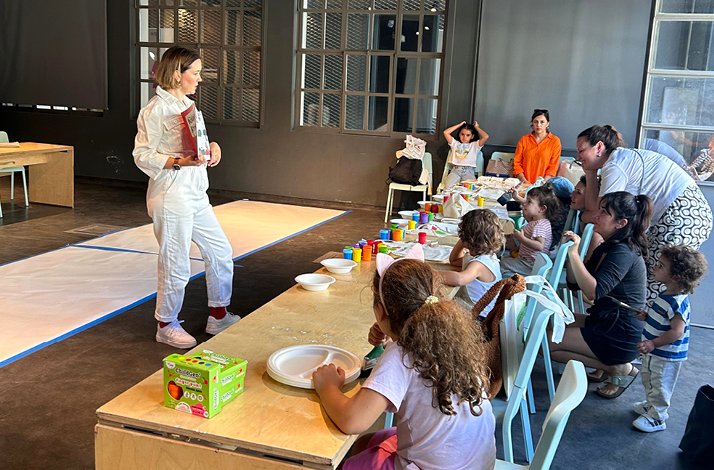 Self-portrait workshop by illustrator Gökçe İrten with children at Istanbul Toy Museum.