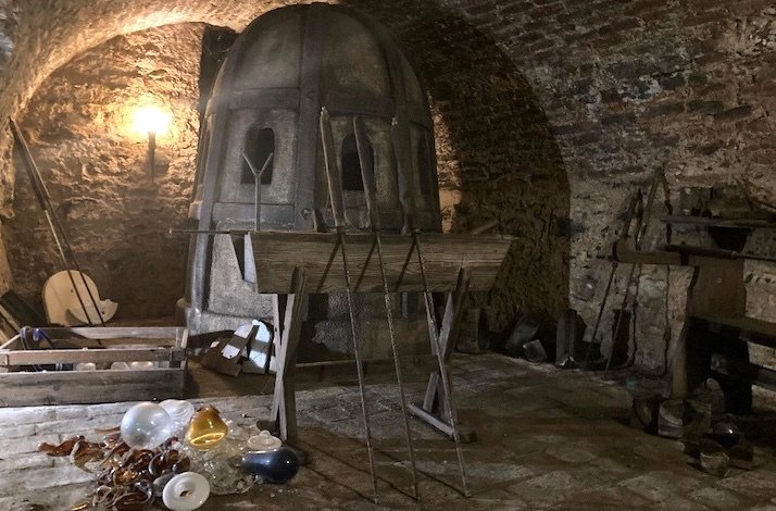 Speculum Alchemiae is a very unusual historic survivor with a connection to alchemy.