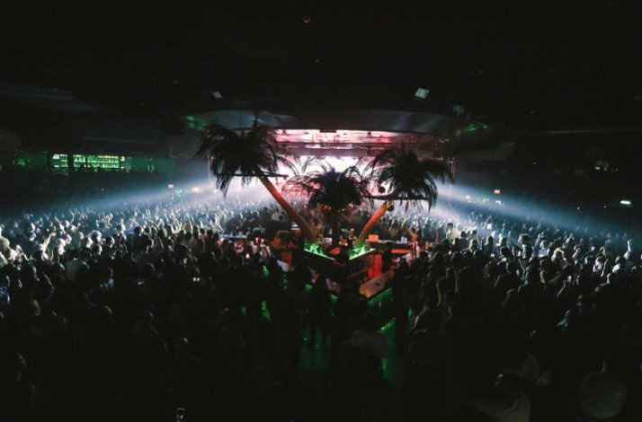 People gathered at the bar at INVERFEST 2026.