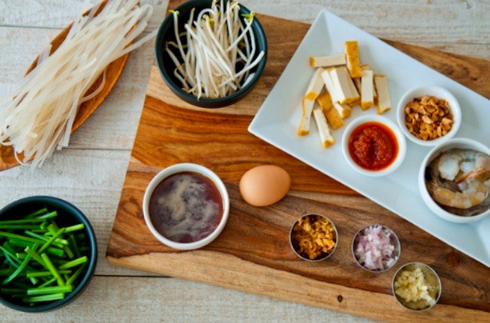 Ingredients for pad Thai laid out on a kitchen counter prior to a CocuSocial class.
