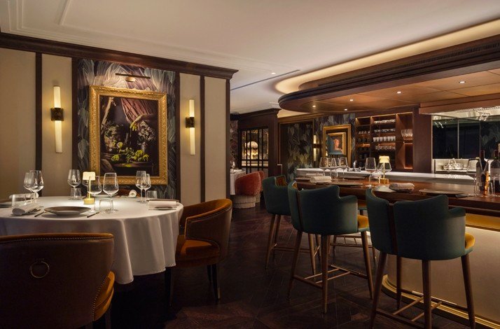 Bar area of restaurant Row on 45.