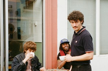 Promotional poster for Oreglo 