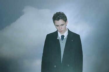 Promotional banner for THE KID LAROI - A PERFECT WORLD TOUR.