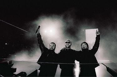 Promotional banner for Swedish House Mafia.