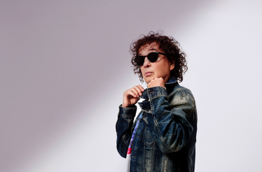 Promotional poster for Magnus Uggla