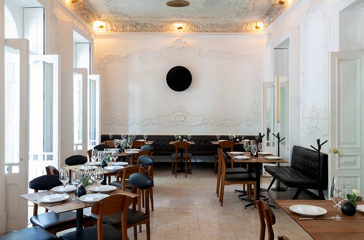 Dining area of the Blanco Colima restaurant.