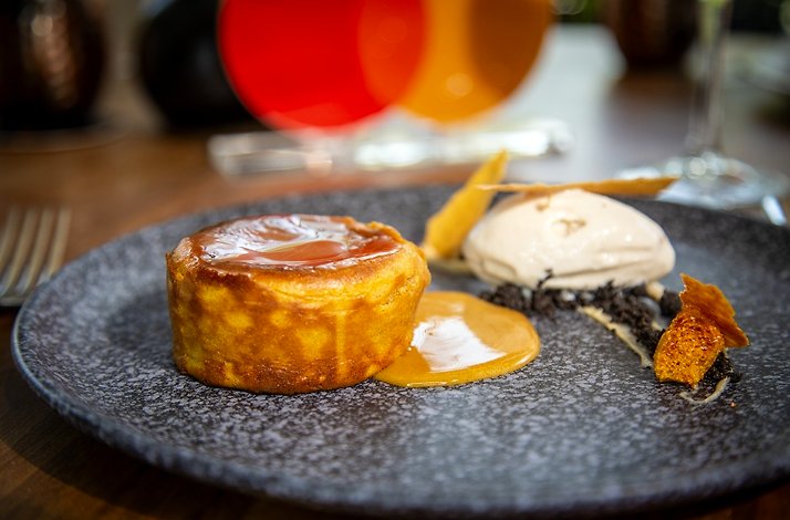 Desert pastry from the special menu of Blanco Colima.